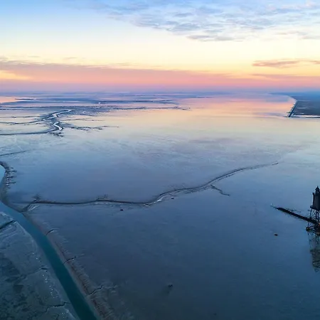 מלון Cuxlandhotel 203 *