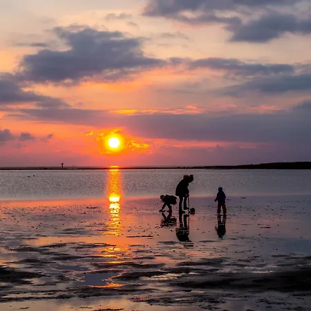 Cuxlandhotel 203 מלון דורום נויפלד